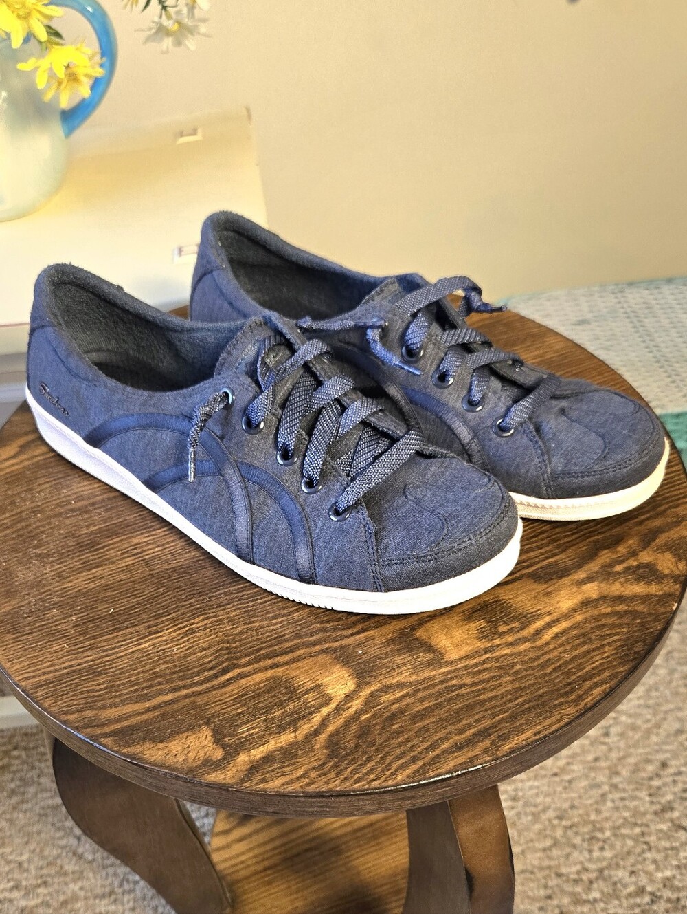 Skechers Madison Take A Walk Sneakers